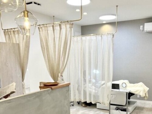 チュティ(Cuti)(徳島県徳島市万代町5-71-5 第1倉庫)