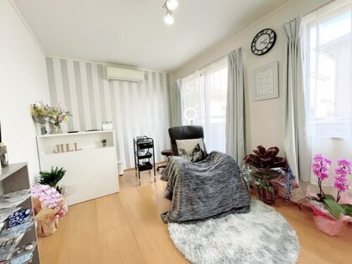 ジル(JILL)(徳島県鳴門市大津町吉永86-1 E101)