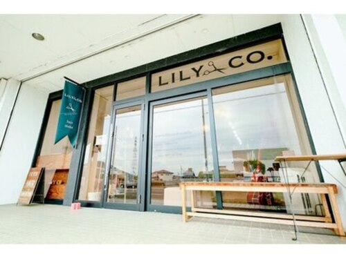 リリーアンドコー(LILY&CO.)(香川県丸亀市土器町西2-793)
