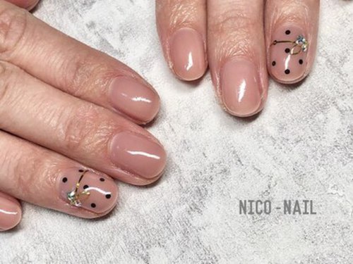 ニコネイル(NICO-NAIL)(愛媛県松山市西石井1-10-14号 CASAFELIZ303号室)