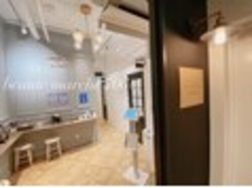 エムズ ラッシュ テンジン(m's☆lash tenjin)(福岡県福岡市中央区天神2-13-17恒松ビル 7F ビュートマルシェ内)