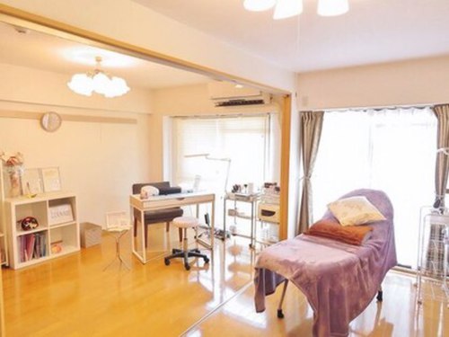 リアネイル(LIA NAIL)(福岡県春日市春日原北町3-58-1春日原テルミナ403)