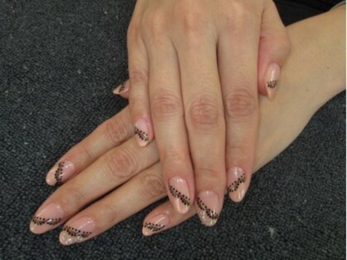 ネイル ドゥ シマ(NAIL do CIMA)(沖縄県那覇市宮城1-8-12-2F)