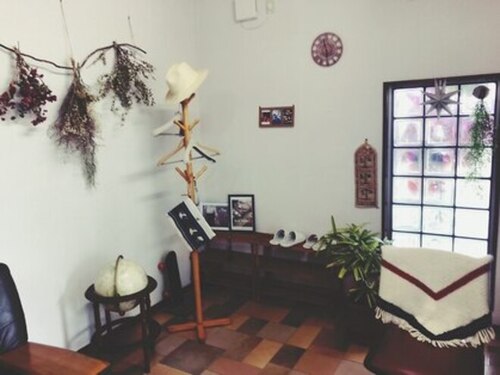 ルーシーアイラッシュ(LUCY EYELASH)(沖縄県名護市宇茂佐の森1-15-6 2F)