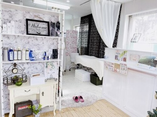 アリズルーム(ari s room)(沖縄県うるま市喜屋武551 (ヘアーサロンLuxe内))