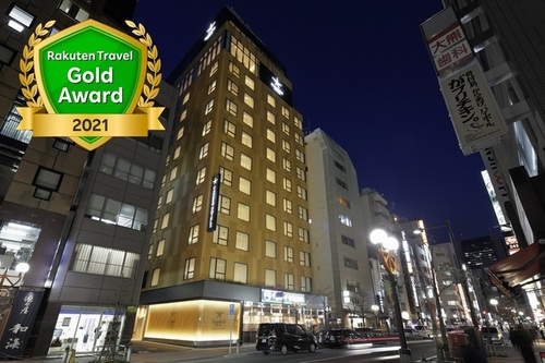 ランキング第10位はクチコミ数「1377件」、評価「4.12」で「カンデオホテルズ東京新橋」