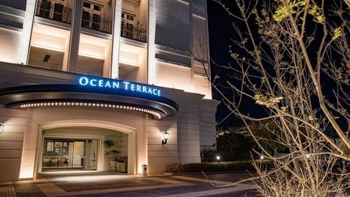 ランキング第6位はクチコミ数「210件」、評価「3.81」で「OCEAN TERRACE HOTEL&WEDDING」
