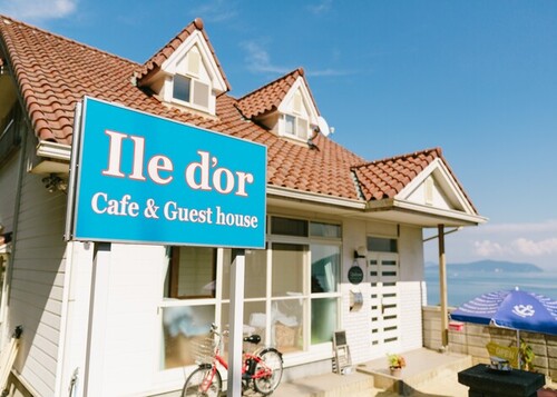 ランキング第2位はクチコミ数「80件」、評価「4.36」で「Ile d’or cafe&guesthouse <大飛島>」