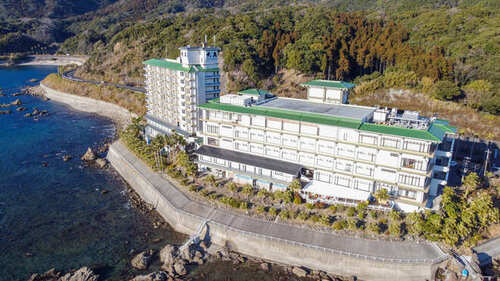 ランキング第2位はクチコミ数「1479件」、評価「3.99」で「志布志湾大黒リゾートホテル」